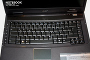 Die geschwungene Tastatur will besonders ergonomisch sein...