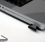 Mit insgesamt 3280 Gramm Gesamtgewicht gehört das Aspire 6920G aber zu den Schwergewichten seiner Klasse.