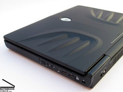Alternativ zu dieser überaus agressiven Gestaltung ist das Notebook auch im "Ripley-Design" erhältlich,...