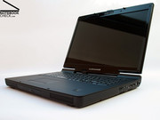 ...erweist sich das Alienware M17 im Test als überaus unempfindlich für Fingerabdrücke und sonstige Verschmutzungen.