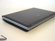 Der Asus Eee PC 1002HA beeindruckt mit seiner sauberen Verarbeitung..