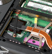 ...sowie eine Radeon HD3650 Grafikkarte von ATI, die sich in etwa auf dem Niveau einer Geforce 9500M GS befindet.