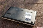 ...auch der Zugang zum Innenleben des Notebooks wird hier möglich.