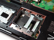 ...kann das M980NU zwei weitere Festplatten aufnehmen und damit die Speichermarke von einem Terrabyte locker knacken.