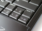 So büßten beispielsweise die Cursor-Tasten doch einiges ihrer Größe ein.