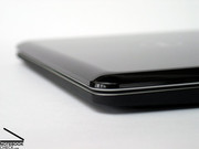 Sehr gut gelungen ist vor allem die schlanke Baseunit, die an Design-Kaliber wie das Macbook Air erinnert.