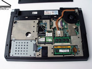 In unserem Testgerät war etwa eine Core 2 Duo CPU von Intel in Verbindung mit einer ATI Radeon HD3450 verbaut.