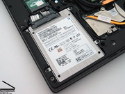 Beim verbauten Massenspeicher handelte es sich in unserem Testgerät um eine überaus schnelle SSD von Samsung.