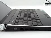 Selbst die Tastatur wurde optisch auf das XPS Design abgestimmt und erhielt dafür eine eigene Schrift.
