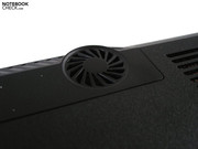 Auf der Unterseite verbirgt sich ein Subwoofer.