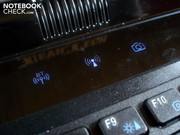 Berührungsempfindliche Flächen für Bluetooth, Wlan und Webcam.