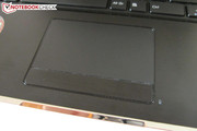 Über die genoppte Touchpad-Oberfläche kann man streiten.