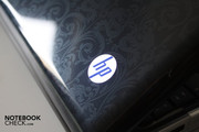 Im Deckel ist zudem ein leuchtendes HP-Logo eingelassen.