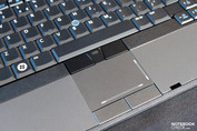 Touchpad und Trackpoint inklusive.