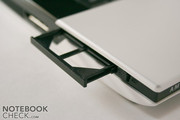 Über den ExpressCard Slot sind auch zusätzliche Erweiterungen am Notebook möglich.