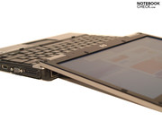 Notebook lässt sich vollständig öffnen.