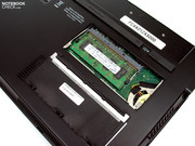 Hinsichtlich Hardware findet man die klassischen Netbook-Komponenten im Gerät, also Intel Atom CPU und GMA Grafikchip.