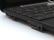 Selbst die Tasten zum Einschalten des Netbooks als auch der WLAN Schalter wurden entsprechend gestaltet.