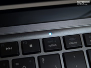 Die Kontroll-LEDS Numlock etc. findet man direkt bei den zugehörigen Tasten.