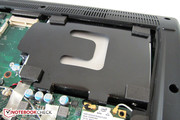 Ins englische Modell packt der Hersteller eine extrem schnelle 256-GByte-SSD.