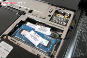 Es sind zwei unterschiedliche RAM-Module verbaut.