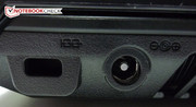 Kensington Lock und Buchse für das Ladekabel