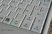 Eines der größten Mankos bleibt die kleine Tastatur.