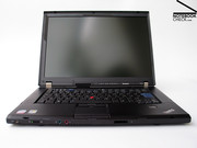 Dank Grafik-Wechselfunktion kann man zwischen einer integrierten Intel GMA 4500MHD und einer eigenständigen ATI Radeon HD3650 umschalten.