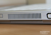 Im N11M ist nur ein 512MB Speicherriegel verbaut (N11S 2x512MB), der die Performance etwas begrenzt.