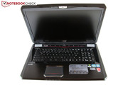 MSI GT70PH-i789BW7H MSI GT70PH-i789BW7H