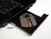 Das DVD Laufwerk arbeitet erfreulicherweise leise.