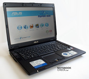 Mit der B50A Serie betritt Asus Neuland: Es handelt sich um ihr erstes Business Geräte.