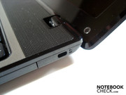 Ein Kensington Lock rundet die rechte Seite ab.