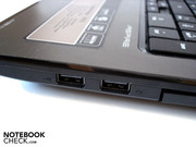 Der Nutzer muss mit insgesamt drei USB 2.0-Ports auskommen - USB 3.0 fehlt.