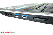 Die rechte Seite enthält zwei USB-3.0-Ports.