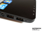 Firewire und zwei USB 2.0-Ports komplettieren die Ausstattung.