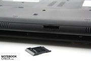 Auf der Vorderseite versteckt sich ein Multi-in-1-Kartenleser.