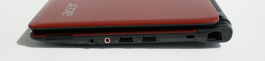 Rechte Seite: Card-Reader, Audio, 2x USB 2.0, Kensington, LAN