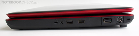 Rechte Seite: 2x Sound (Kopfhörer, Mikrofon), 2x USB 2.0, VGA, DC-in, Kensington Lock