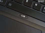 Das Touchpad kann komfortable ein- und ausgeschalten werden