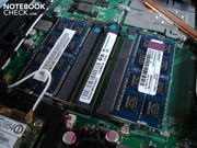 Das Mainboard bietet gleich vier Arbeitsspeicherslots.