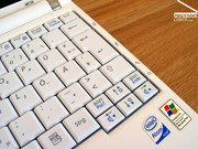 Dank einer Gehäusebreite von rund 260 Millimetern bleibt auch für eine benutzerfreundliche Tastatur genügend Platz.