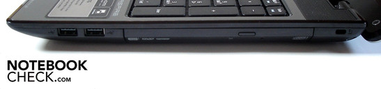 Rechte Seite: 2x USB 2.0, optisches Laufwerk, Kensington Lock