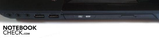 Rechte Seite: 3x Sound (Kopfhörer, Mikrofon, Line-Out), 2x USB 2.0, DVD-Brenner