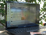 Fit auch unter freiem Himmel: Sony Vaio SVE17