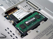 Hinzu kommt eine Arbeitsspeicherausstattung von insgesamt 2 Gigabyte.