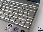 ...eine großzügige und angenehm zu bedienende Tastatur mit verständlichem Layout.