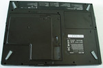 Unterseite mit den Ansaugöffnungen