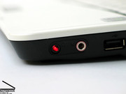Zwar kann der Laptop nicht mit einem digitalen Bildausgang wie etwa DVI oder HDMI begeistern, stattdessen bietet das 6324W aber einen optischen Soundausgang (S/PDIF).