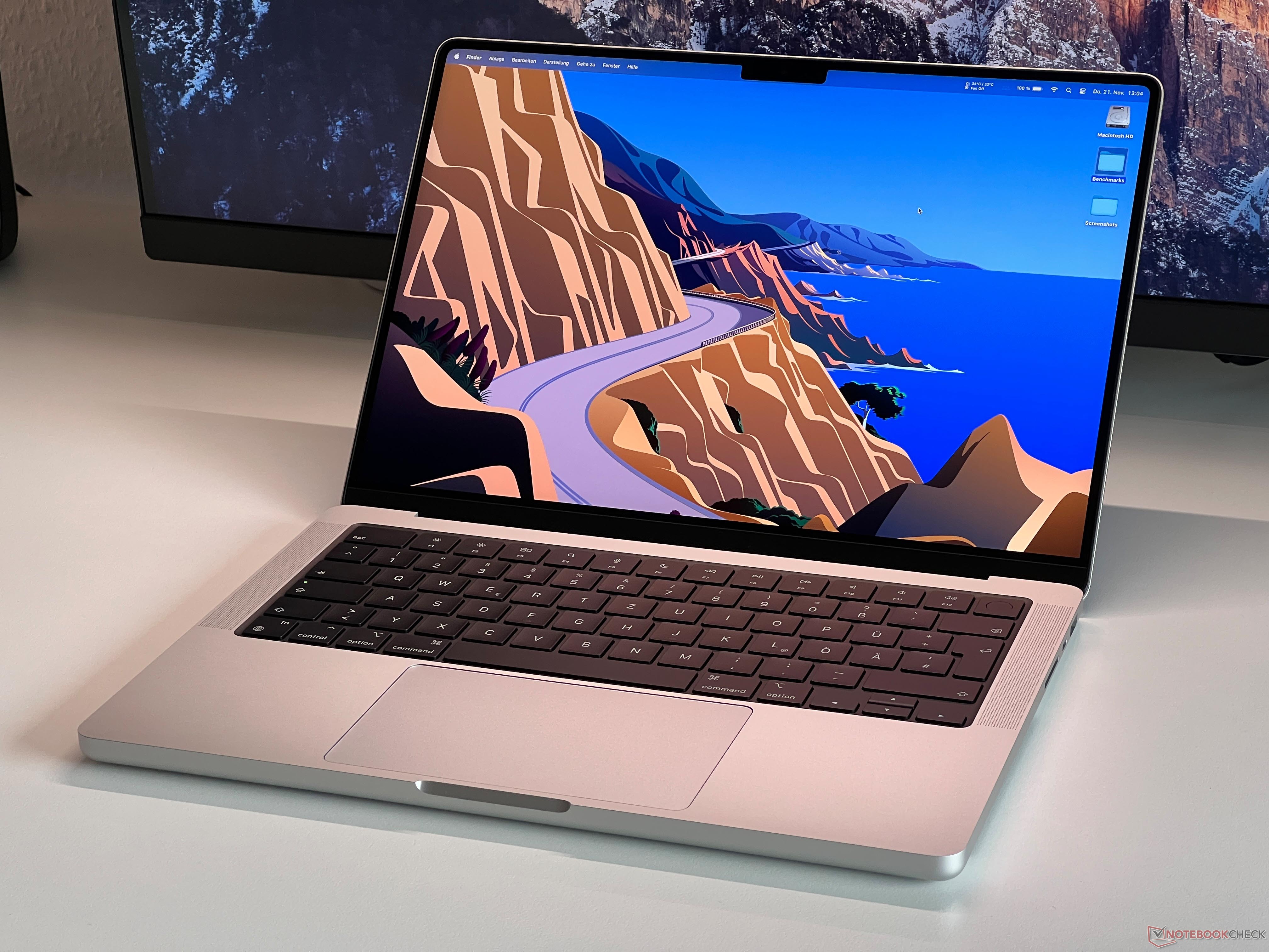 【新品同様】MacBookPro 14インチ M4 Pro 48GB/500GB MacBook Pro Apple M4 Pro 14C Deutsch 48GB RAM 512GB SSD 41,1cm (16